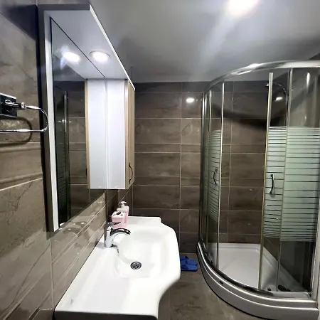 Luxury 1plus 0 With Free Parking Apartment Istanbul